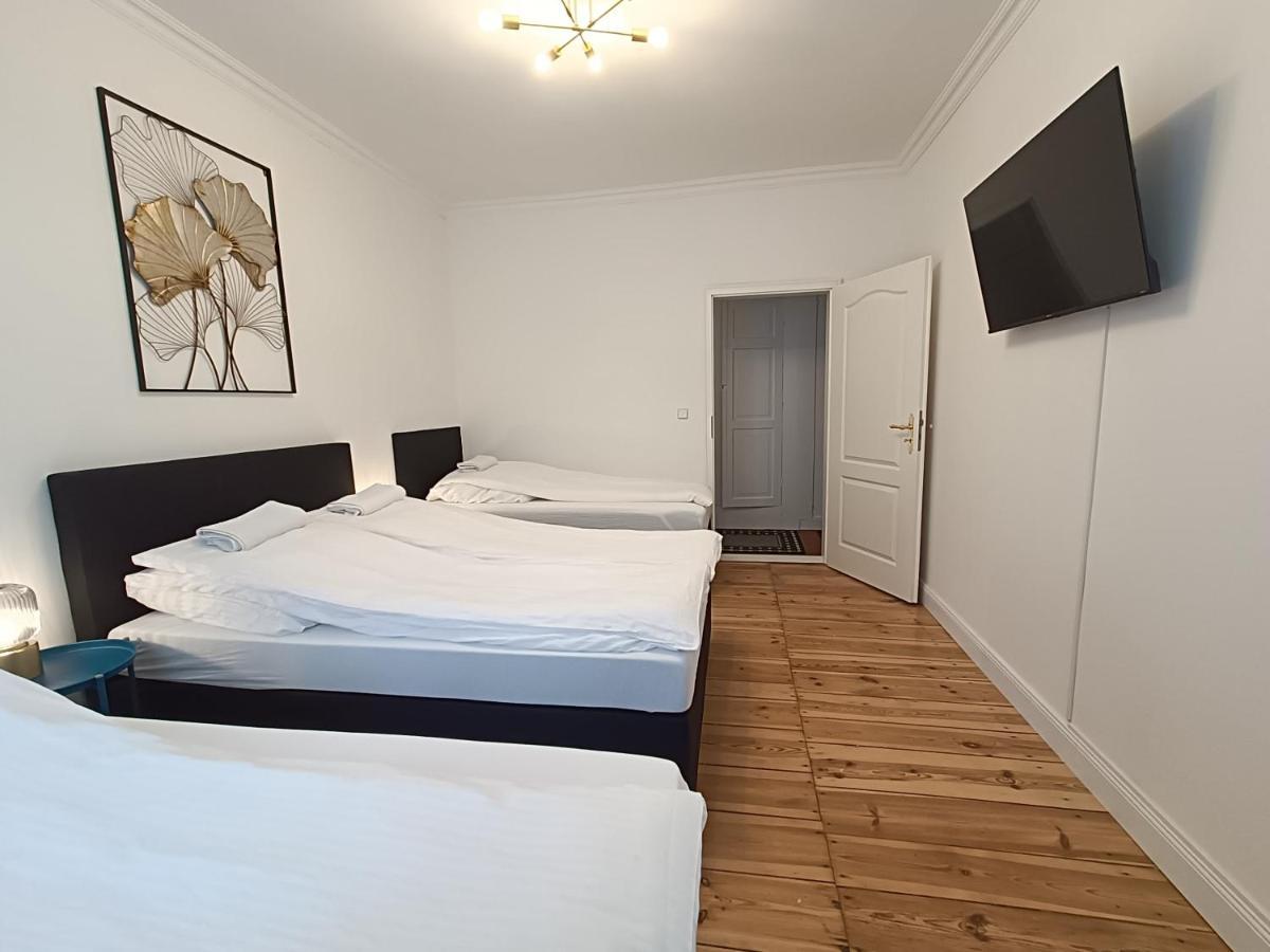 2 Bedroom In Kreuzberg Appartamento