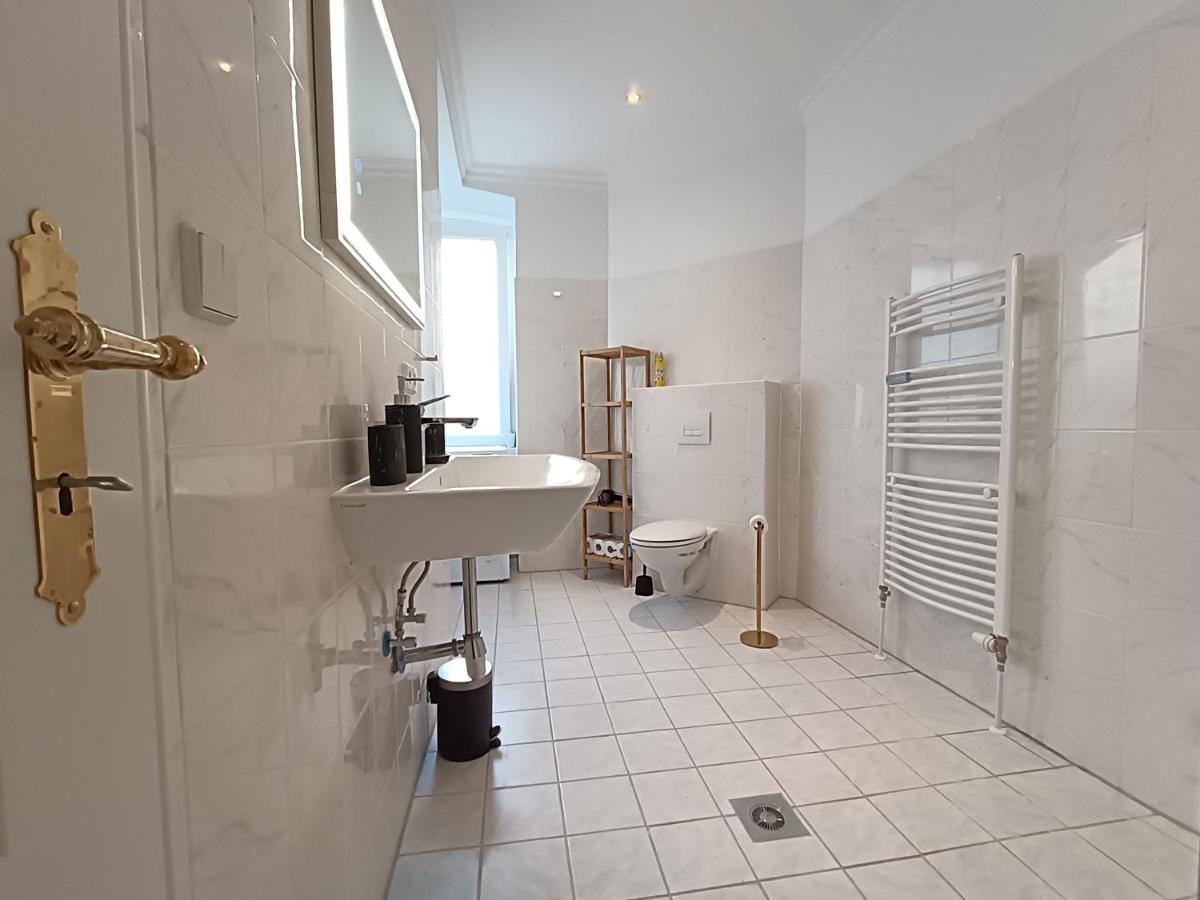 2 Bedroom In Kreuzberg Appartamento
